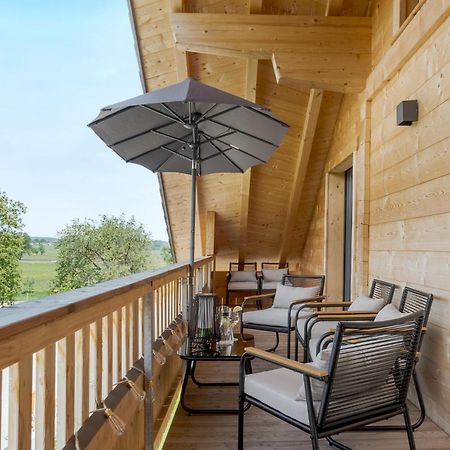 Fenjoy: Ferienapartment Mit Bergblick / Balkon / Bbq Бернау-ам-Кимзее Экстерьер фото