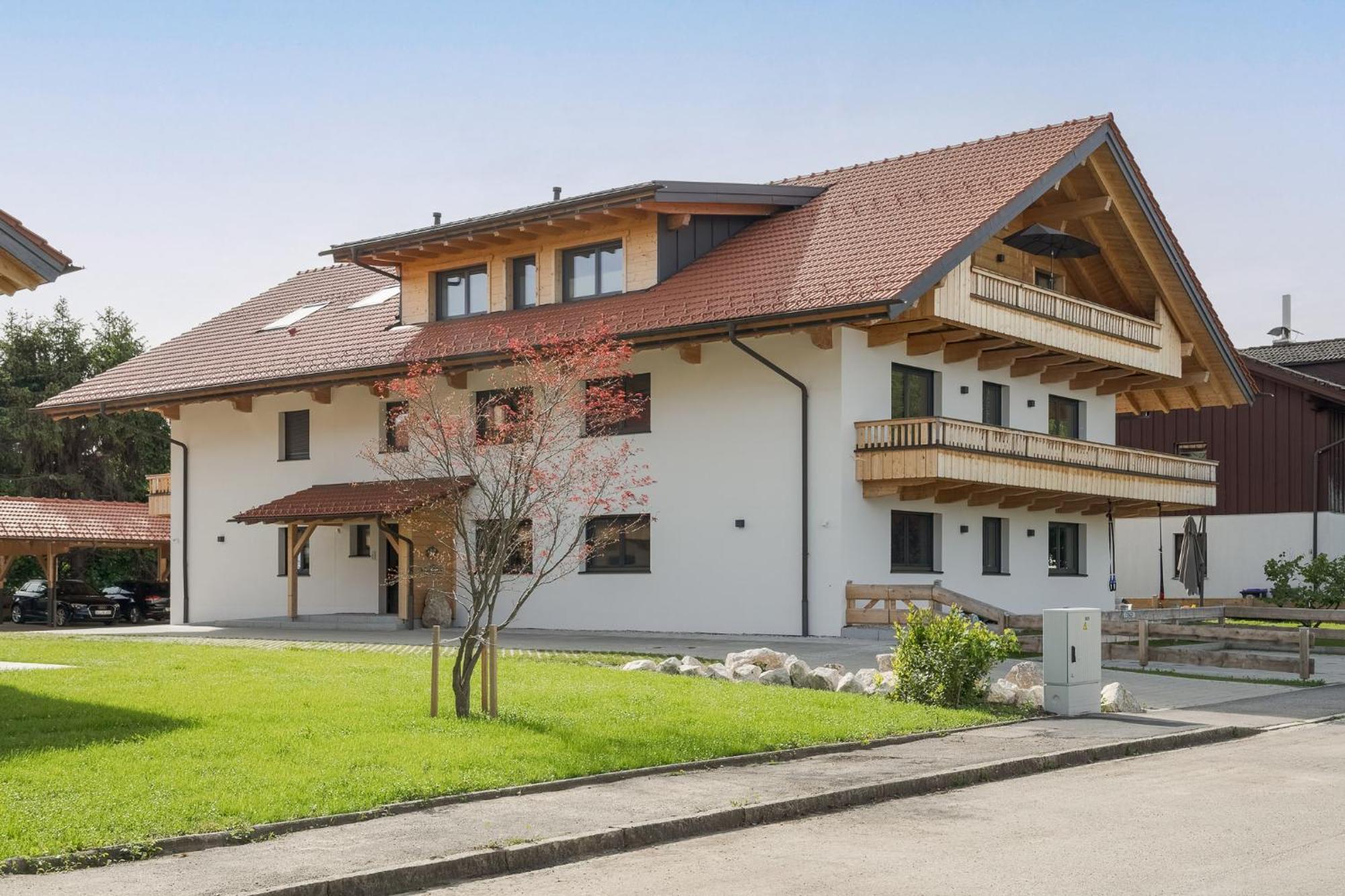 Fenjoy: Ferienapartment Mit Bergblick / Balkon / Bbq Бернау-ам-Кимзее Экстерьер фото