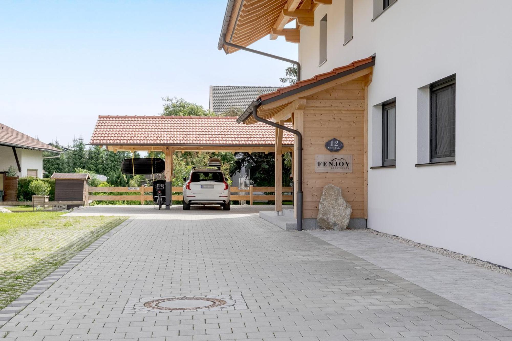 Fenjoy: Ferienapartment Mit Bergblick / Balkon / Bbq Бернау-ам-Кимзее Экстерьер фото